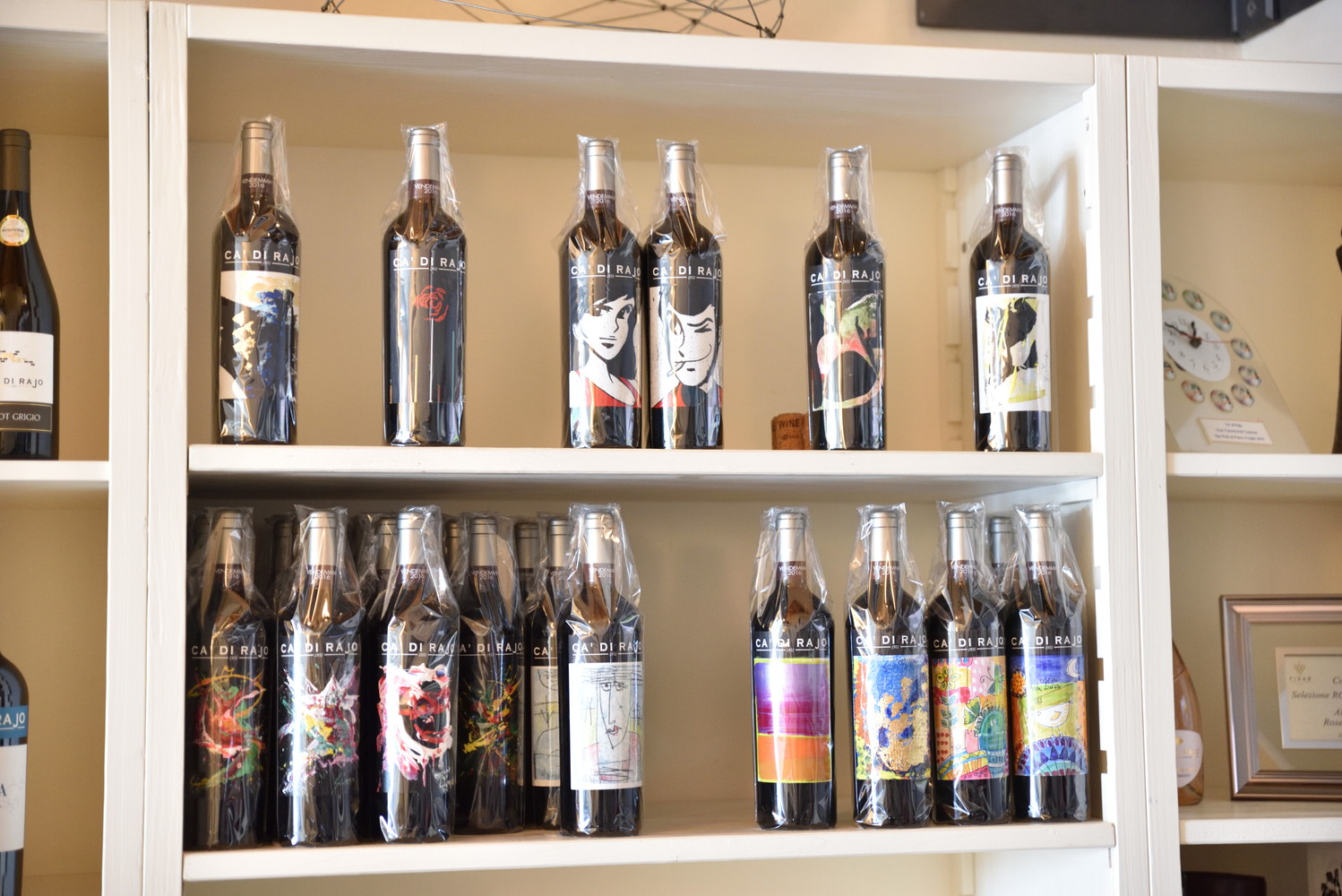 スティルワインの生産も多いカ・ディ・ライオ。アーティストとのコラボラベルも多い