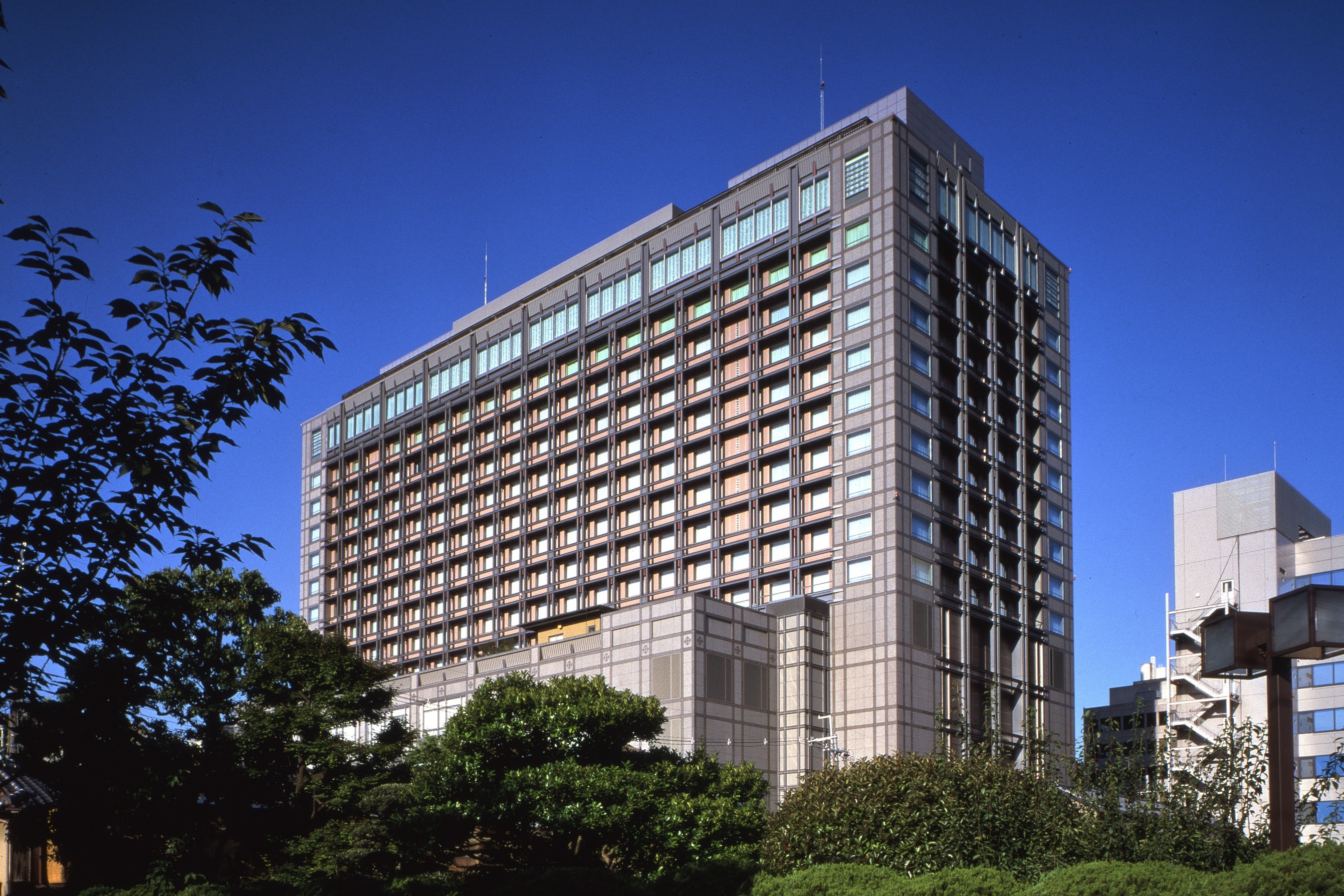 ＜京都ホテルオークラ＞ 2022年1月より「ホテルオークラ京都」に名称変更予定