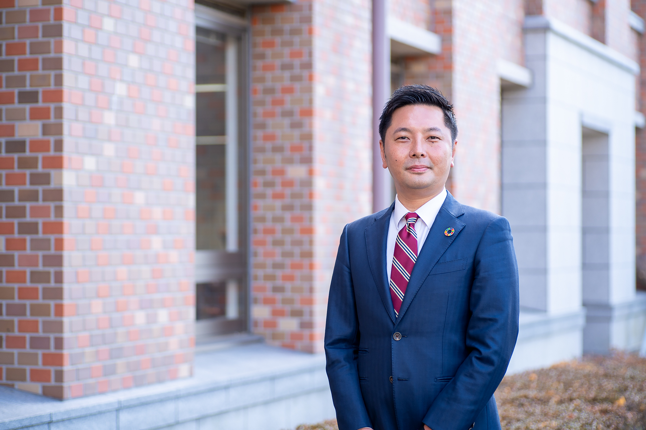 若松 直氏