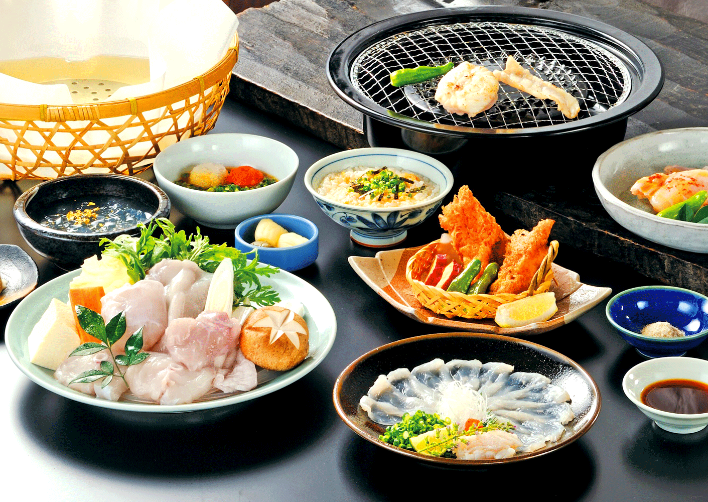 飲食店と生産者は一蓮托生。コロナ禍での天然ふぐの買い上げだけでなく、年々漁師の減る天然とらふぐの延縄漁も守っていきたいと山口社長