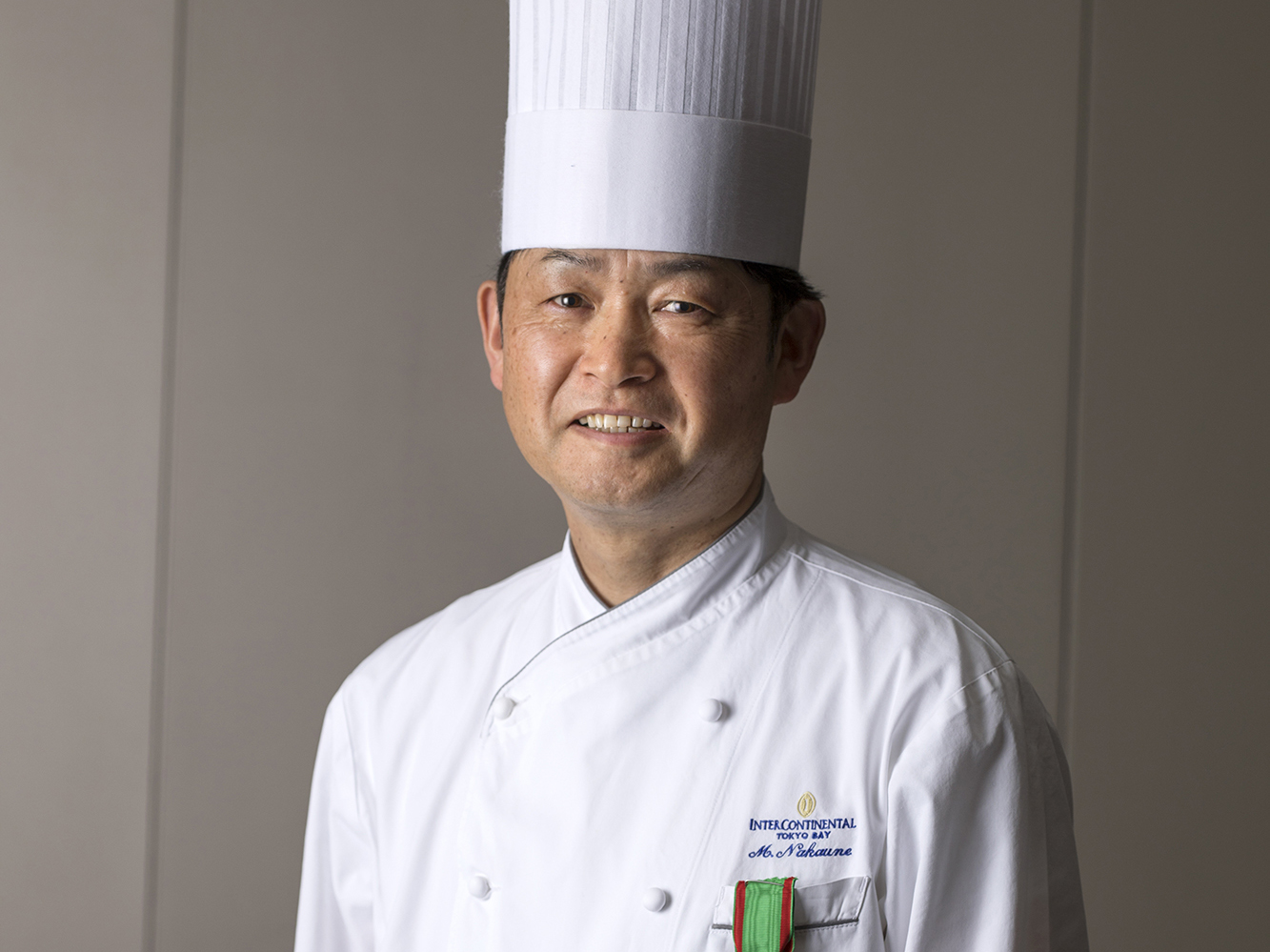 ベストホスピタリティーネットワーク　 ホテル インターコンチネンタル 東京ベイ　総料理長 中宇祢 満也さんがフランス共和国農事功労章「シュヴァリエ」を受勲