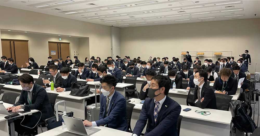 全国旅館ホテル生活衛生同業組合連合会青年部　全旅連青年部が自民党の国会議員に対し「宿泊事業者に対する継続的な支援要望」を提出