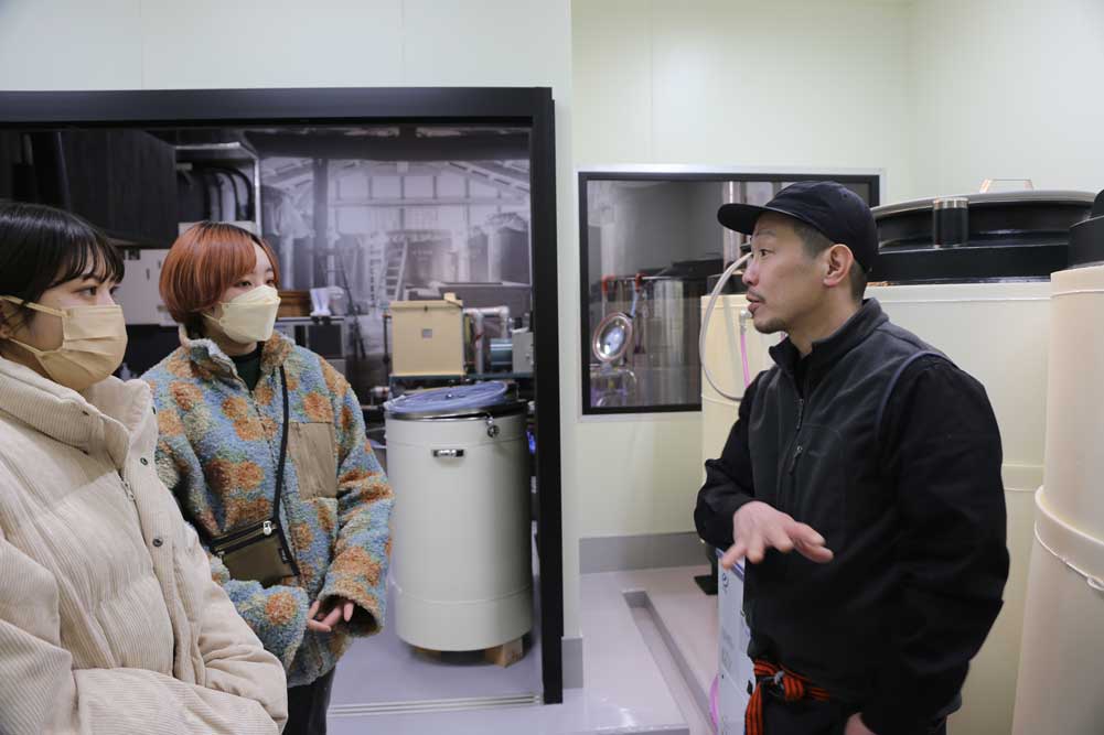 酒蔵「suginomori brewery」（隣接する施設）
