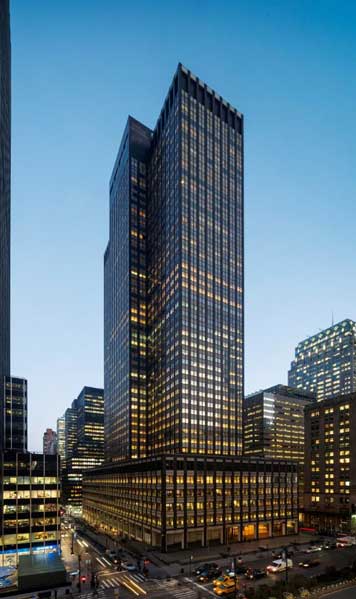 オフィスビル「245 Park 　Avenue」外観