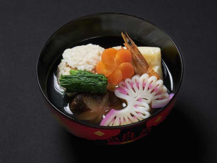 かごんま特製雑煮 作品考案者:諏訪 葵さん (神村学園高等部2年生) 推薦:今村学園ライセンスアカデミー(鹿児島県)
