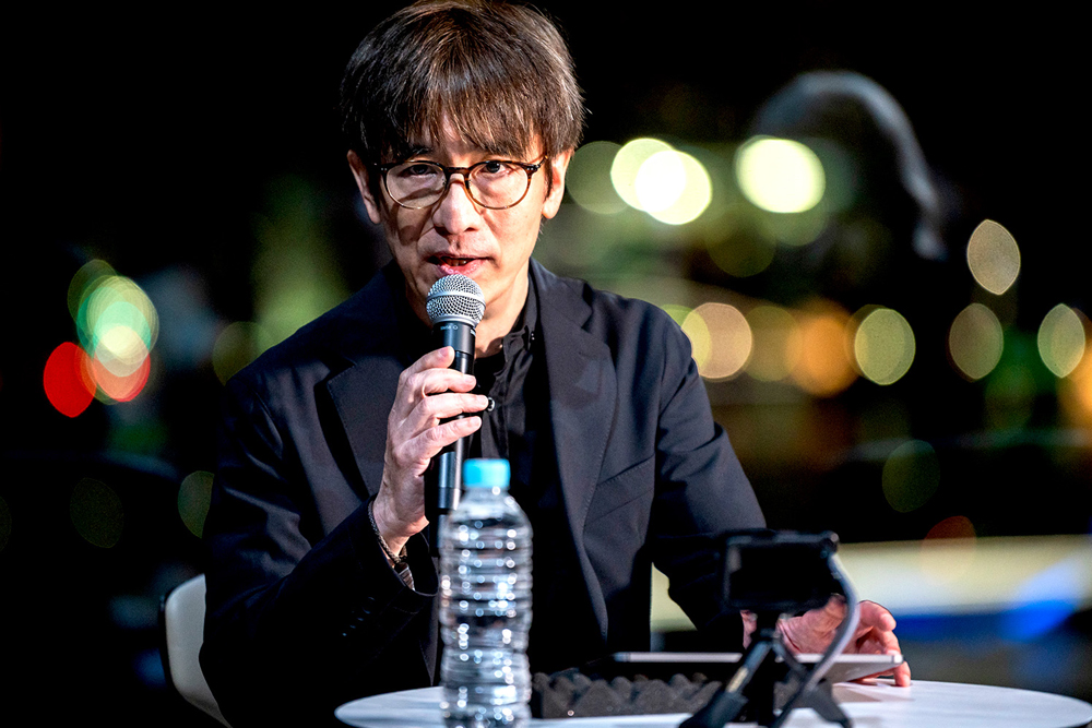 なぜ‟ドローンショー“ではなく、‟LIGHTDANCe®“なのか? という問いにKenn Kato氏は「単なるテクノロジーではなく、動きのある表現としての‟光の舞踏”を表現したかったので動く光、踊る光ということで‟LIGHTDANCe®“とネーミングしました」と語った
