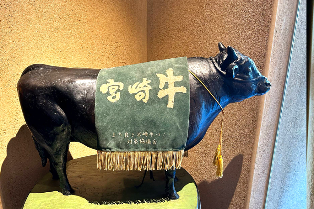 「焼肉 番手十番」では、5年に一度開催される“和牛のオリンピック”こと「全国和牛能力共進会」において、4大会連続で内閣総理大臣賞を受賞した和牛の最高峰・宮崎牛を使用している