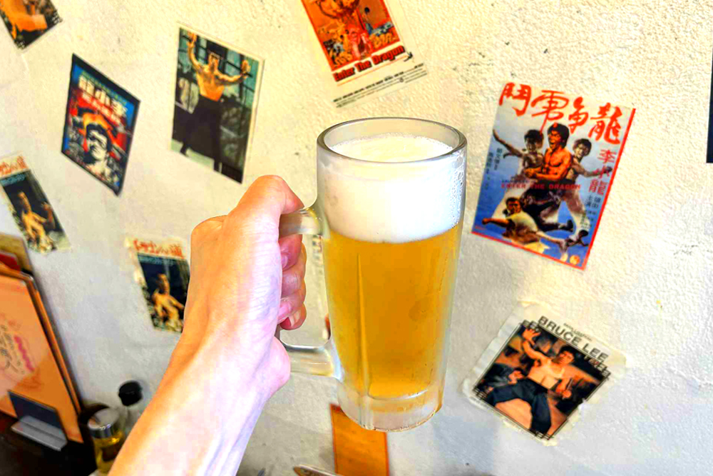 “サービス2”では、指定ドリンクに関して割引料金が何杯でも適用される。その指定ドリンクに生ビールの中ジョッキが含まれている点に、同社のサービス提供に対する矜持を感じる次第だ