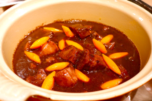 佐藤夏はぜ農園、佐藤さんの甘酸っぱいナツハゼと信州オレイン豚のブレゼ