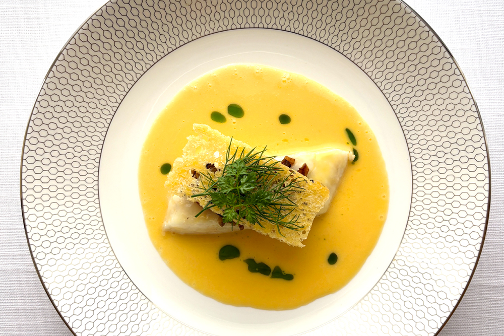 ‟浜田港から届いた平目ノワイリーソース ディルの香り“