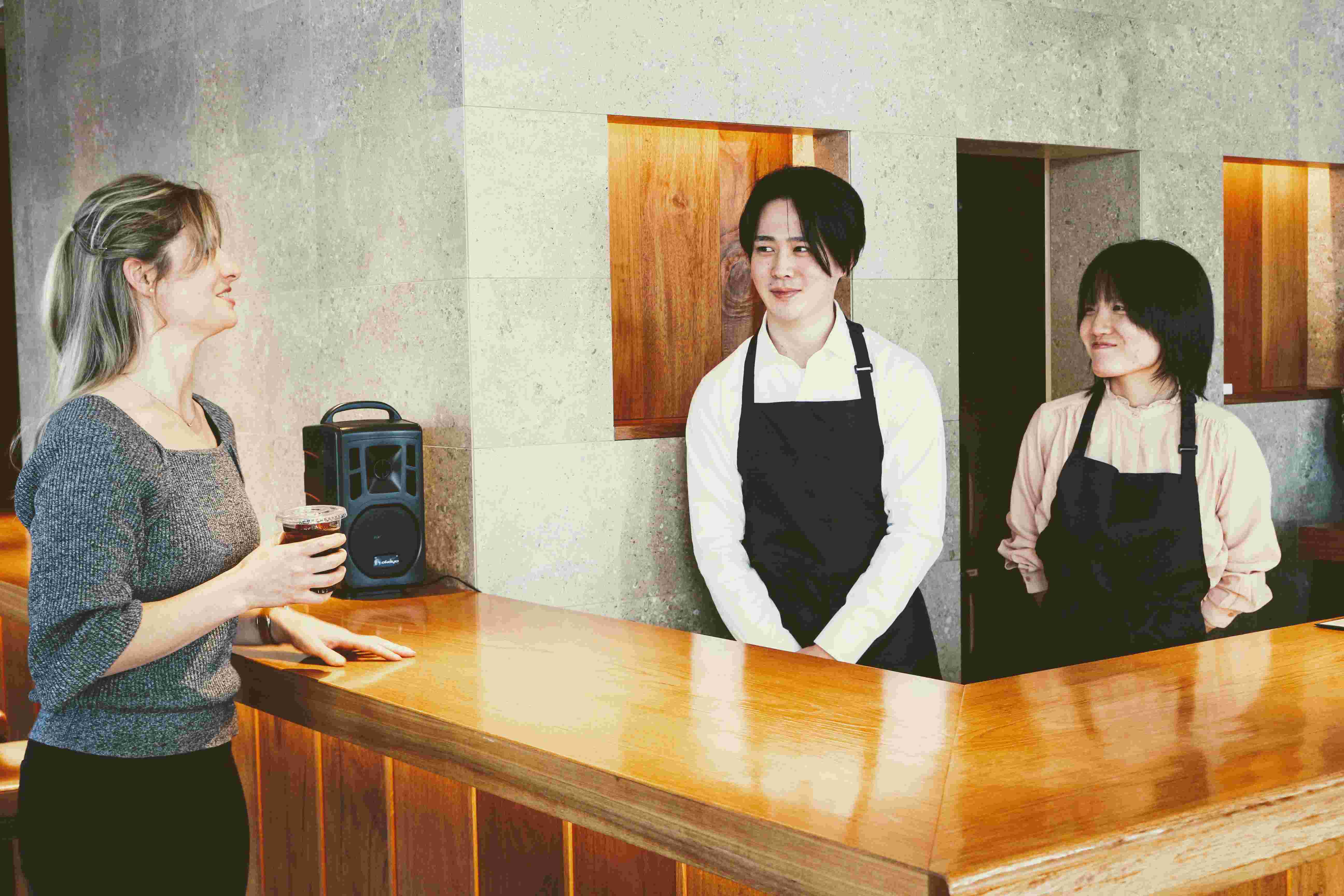 写真：発表会後の模擬授業の様子