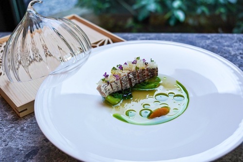 メイン 「“芽吹き” 桜鯛とそのスープ」