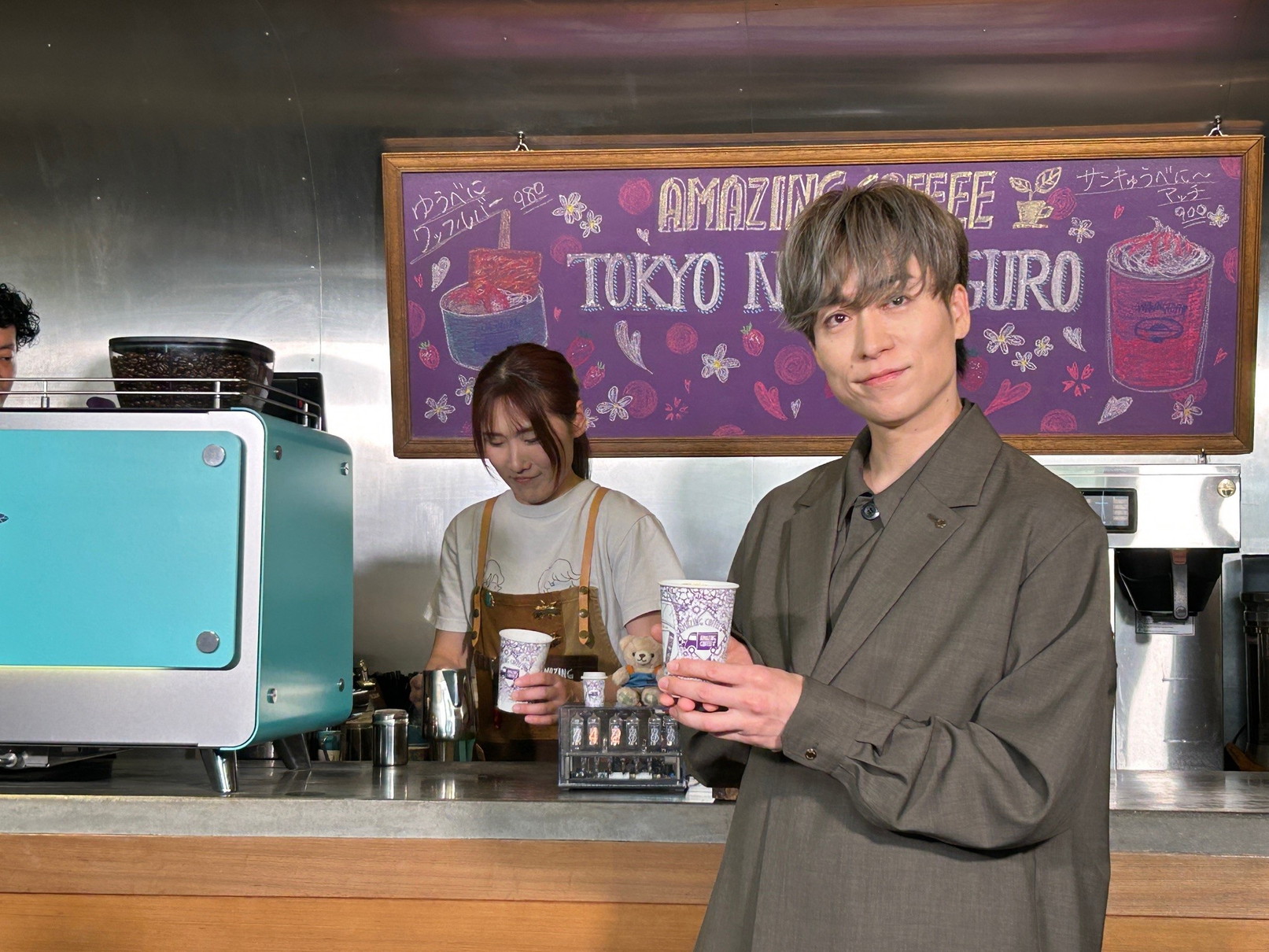 EXILE  TETSUYA氏。ゆくゆくは「AMAZING COFFEE」の海外展開も視野に入れているという